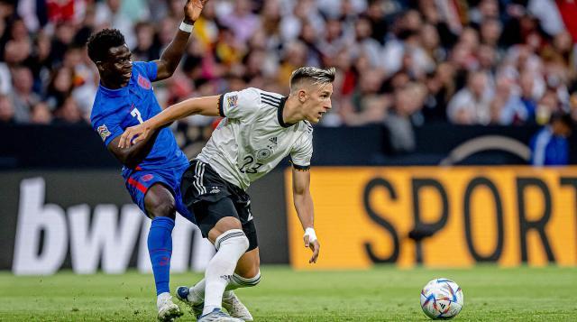 下半场进行 下半场进行