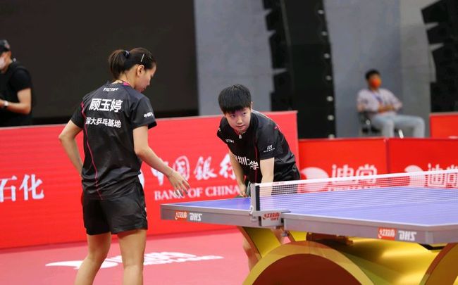 以皮诺克为 以皮诺克为