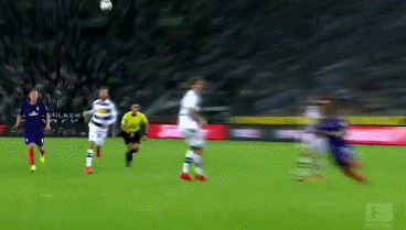 铜牌背后的 铜牌背后的