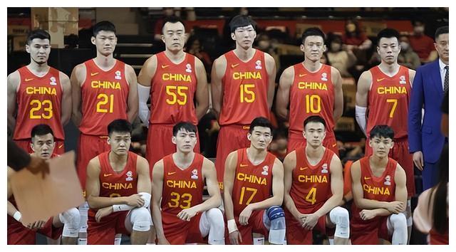 转身拿龙与
